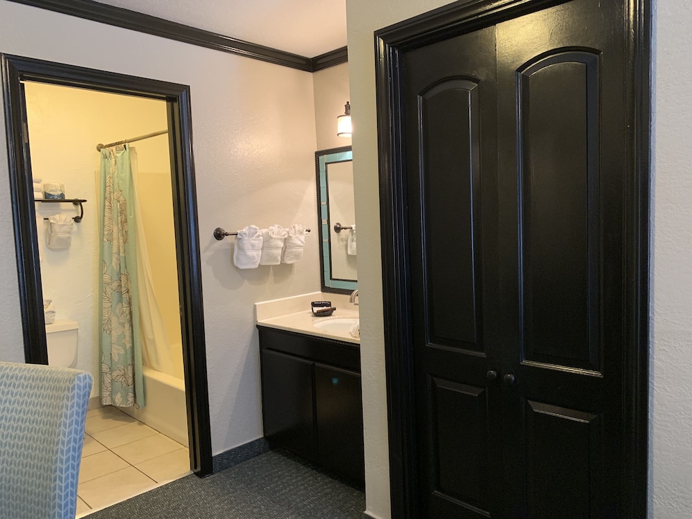 The North Shore Inn - photo 86