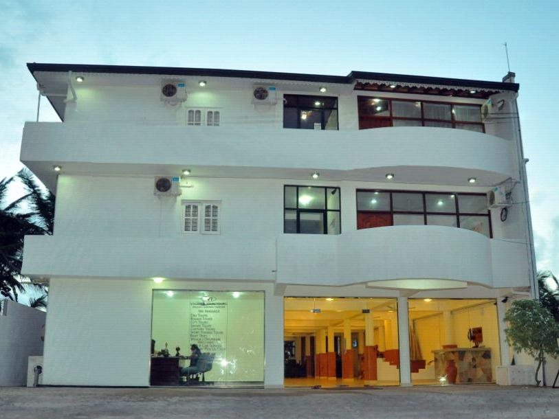 Lanka Beach Hotel - last minute hotel in Negombo