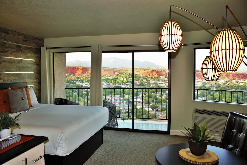 Inn on the Cliff - photo 9