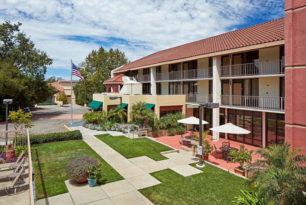 La Quinta Inn & Suites by Wyndham Thousand Oaks Newbury Park - featured photo