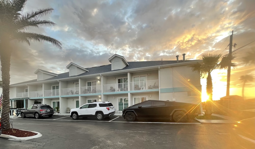 Ocean Sands Beach Boutique Inn 1 Acre Private Beach - photo 209