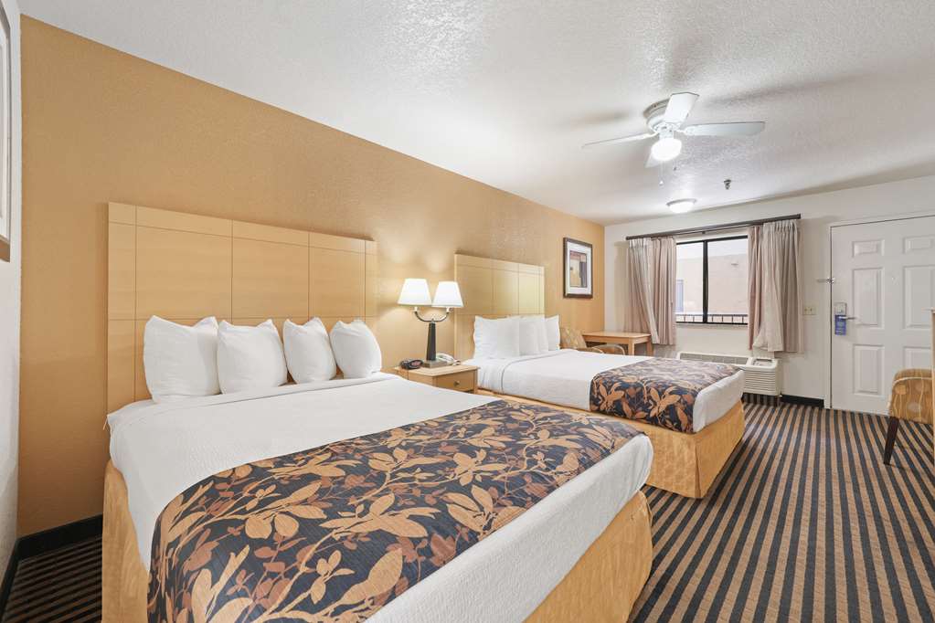 Best Western Plus Executive Inn & Suites - photo 10