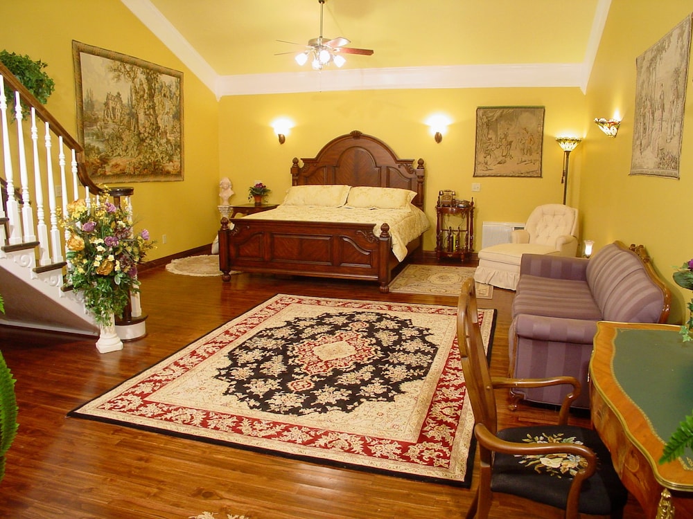 Wildwood Inn Tropical Dome & Theme Suites - photo 22