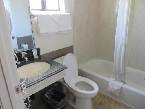 Economy Inn Richmond - photo 13