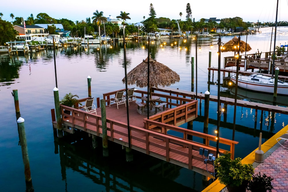 Bayview Plaza Waterfront Resort - photo 85