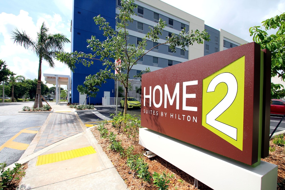 Home2 Suites by Hilton Miami Doral West Airport - photo 40