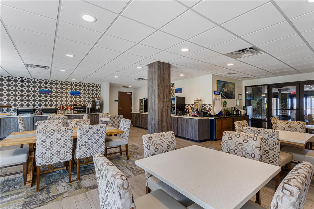 Best Western Duchesne Inn - photo 7