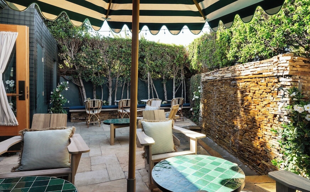 Le Petit Pali Brentwood West Los Angeles - photo 72