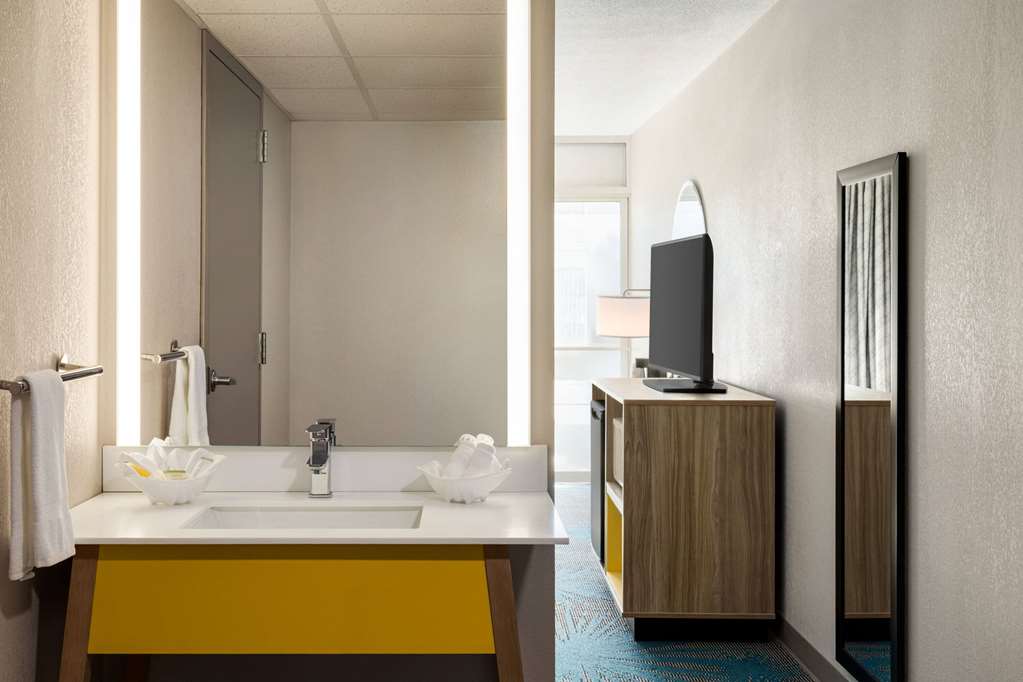 Days Inn by Wyndham Grand Island I 80 - photo 12
