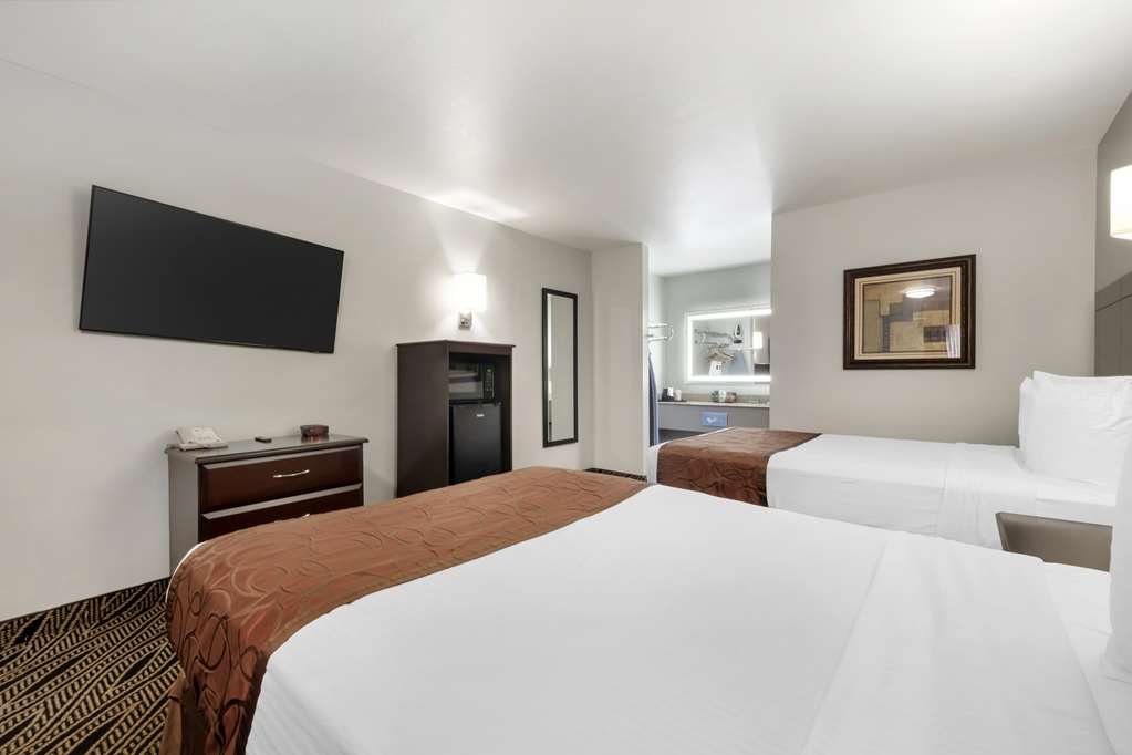Best Western Red Carpet Inn - photo 25