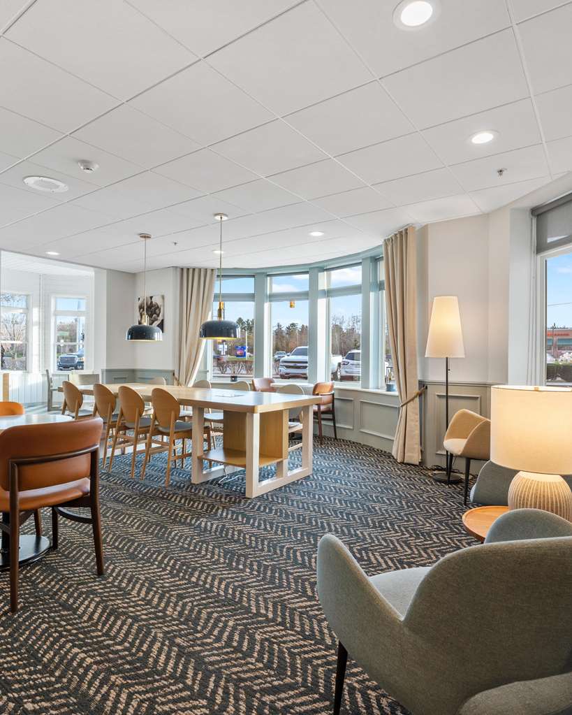 Cherry Tree Inn & Suites - photo 16