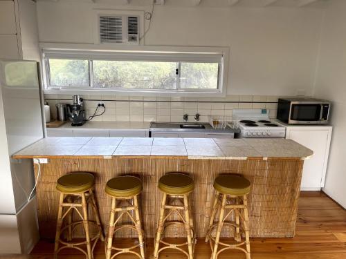 Surf Charm - carbon neutral hotel in Unknown City