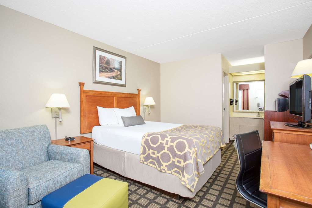 Baymont by Wyndham Hays - photo 14