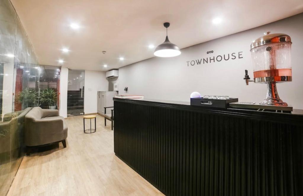 Collection O Kailash Enclave in New Delhi, India