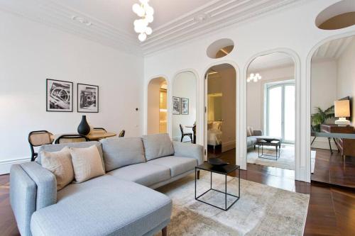 Boutique Rentals THE CLéRiGoS Apt w patio — 4-Star Luxury Hotel in Porto, Portugal