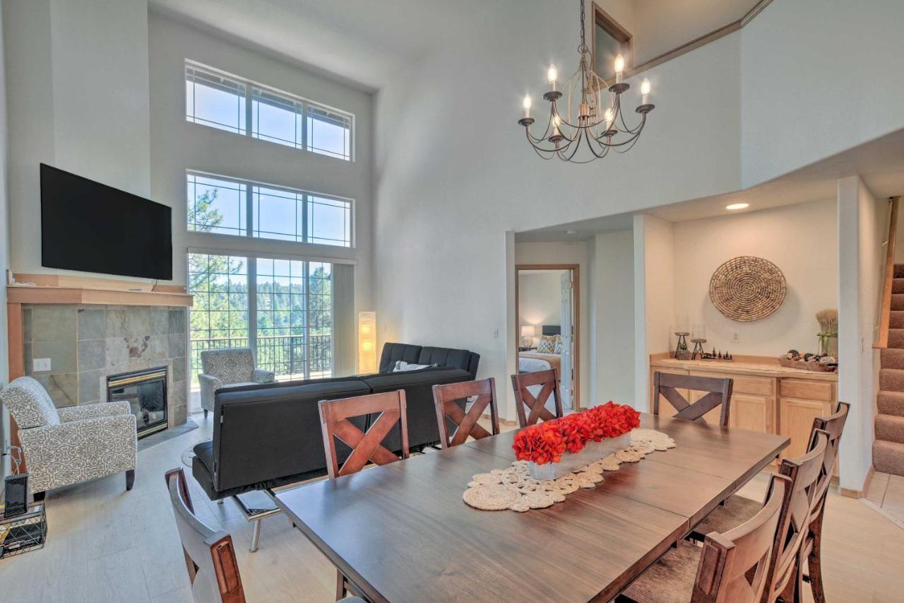 Bright Klamath Falls Townhome With Resort Perks — Klamath Falls
