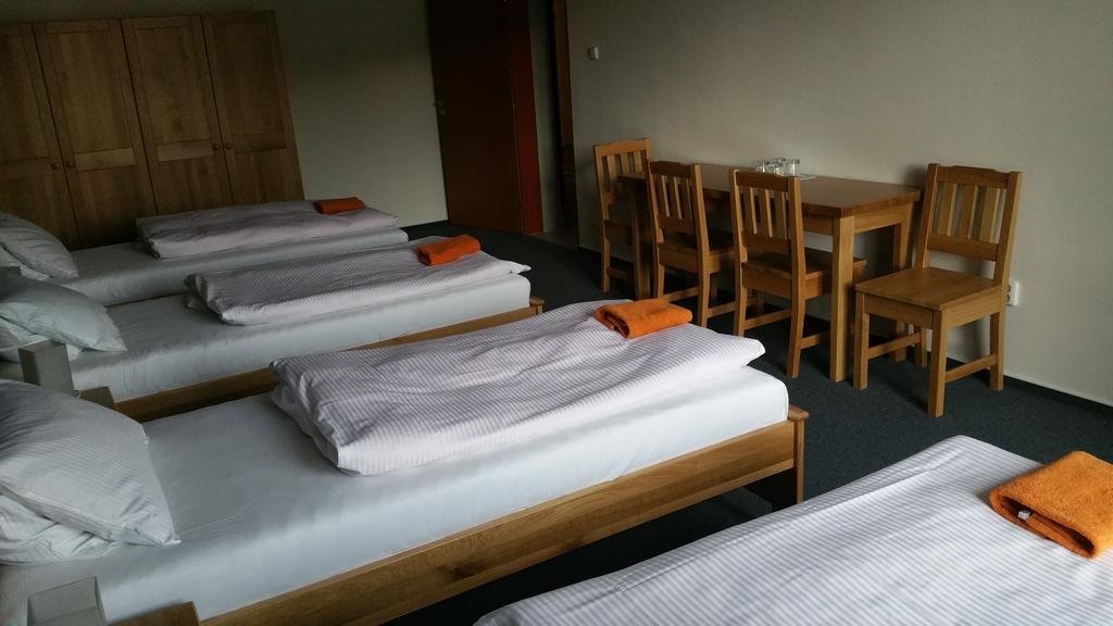 Hotel Koruna — hotel in Roznov Pod Radhostem