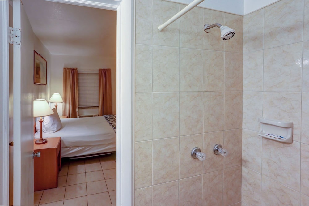 Green Seas Motel - photo 73