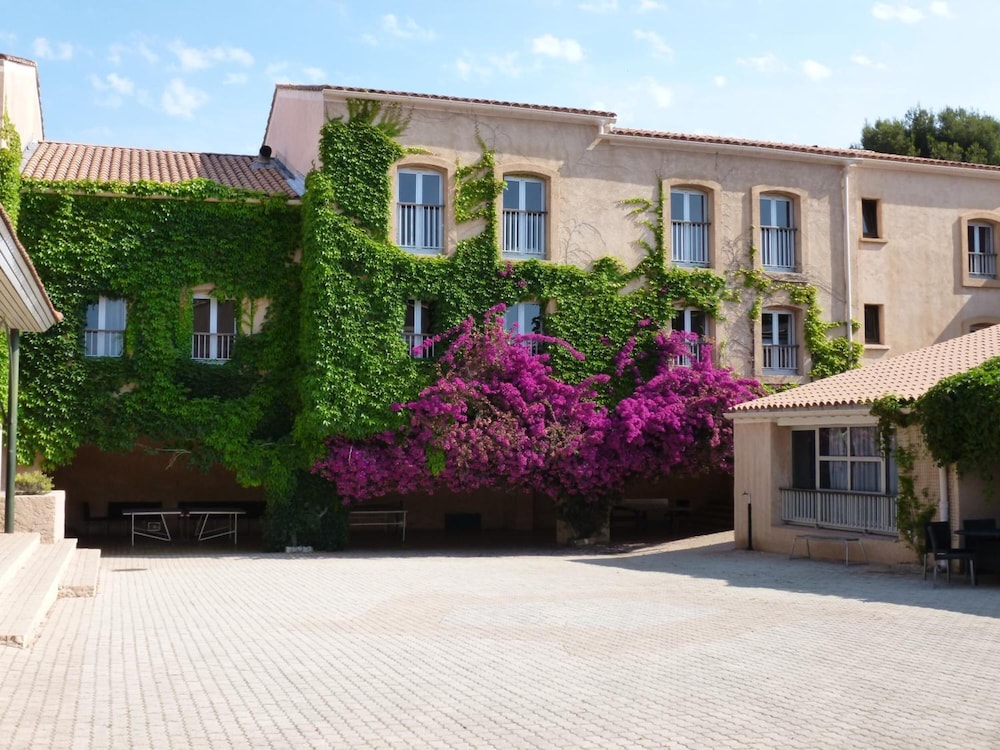 Les Voiles d'Azur — hotel in La Londe-Les-Maures