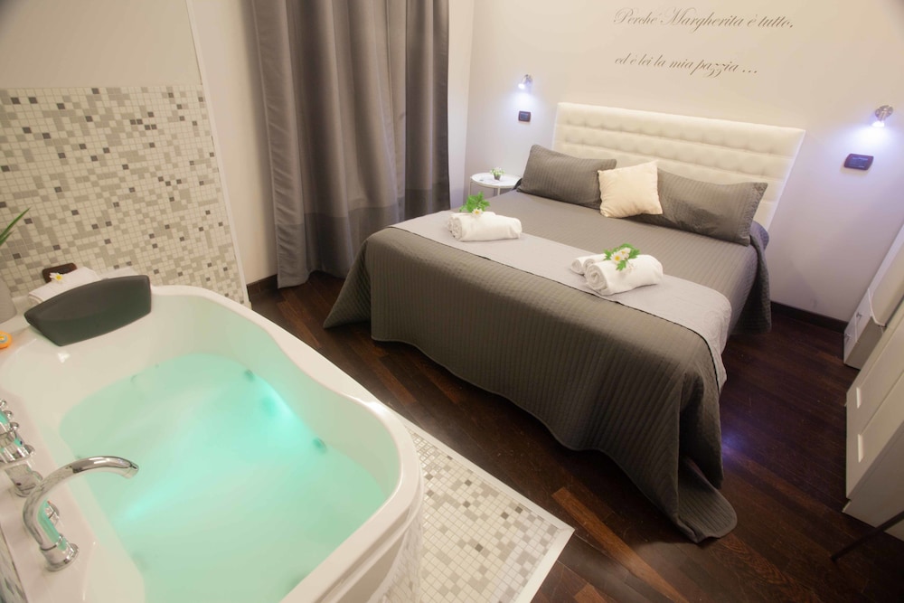 Fior di Loto Sweetness in Cagliari, Italy