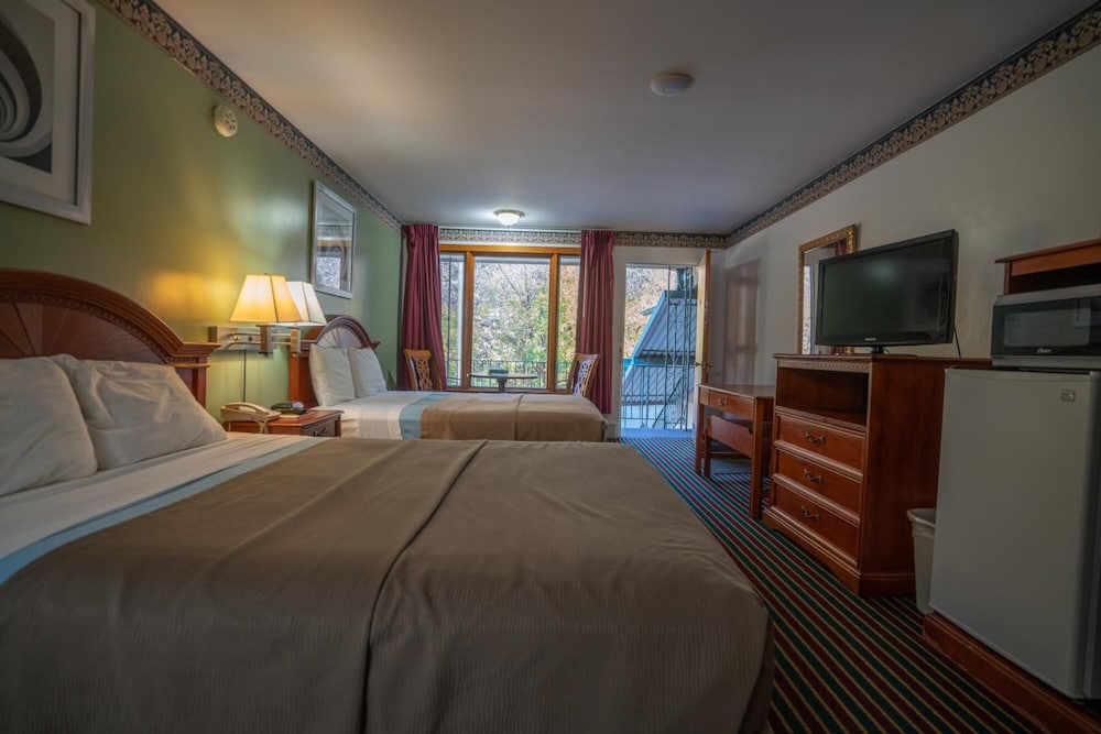 Mahoning Inn - photo 18