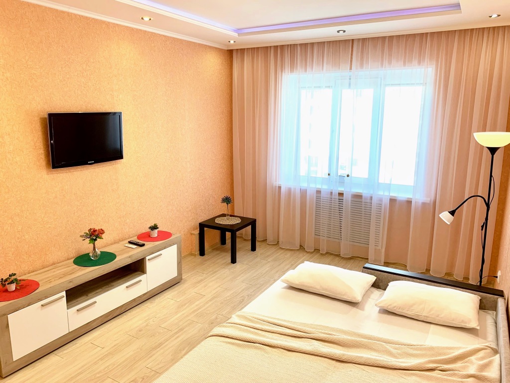 2 Komnatnaya Na Universitetskoy Flat in Surgut, Russia