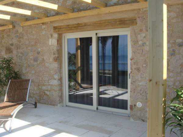 Hotel Baia dei Pini in Torri Del Benaco, Italy