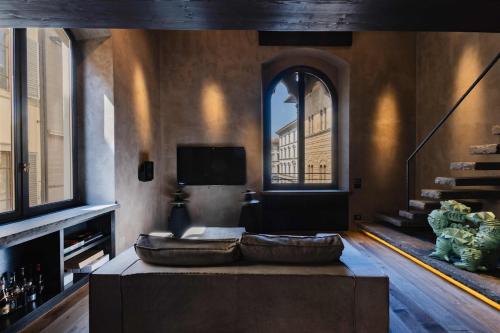Strozzi Luxury View RE Apartments Collection — 4-Star Luxury Hotel in Florence, Italy
