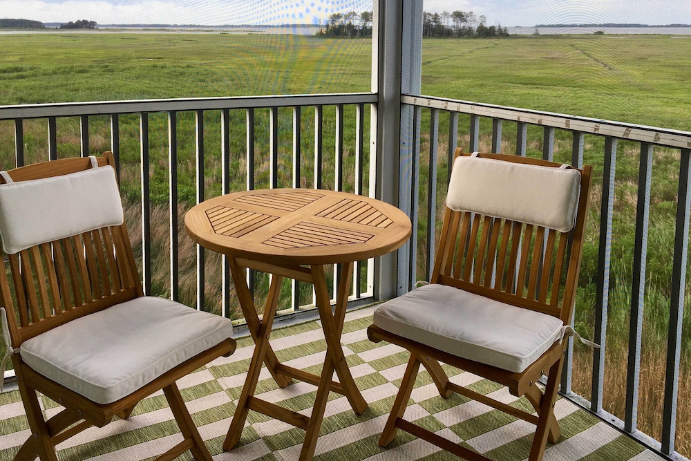 Ocean View Resort Condo w Pool Access & Bay Views - photo 24