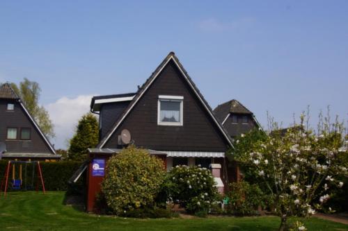 4 Personen Ferienhaus in zweiter Reihe zum Deich in Otterndorf in Otterndorf, Germany