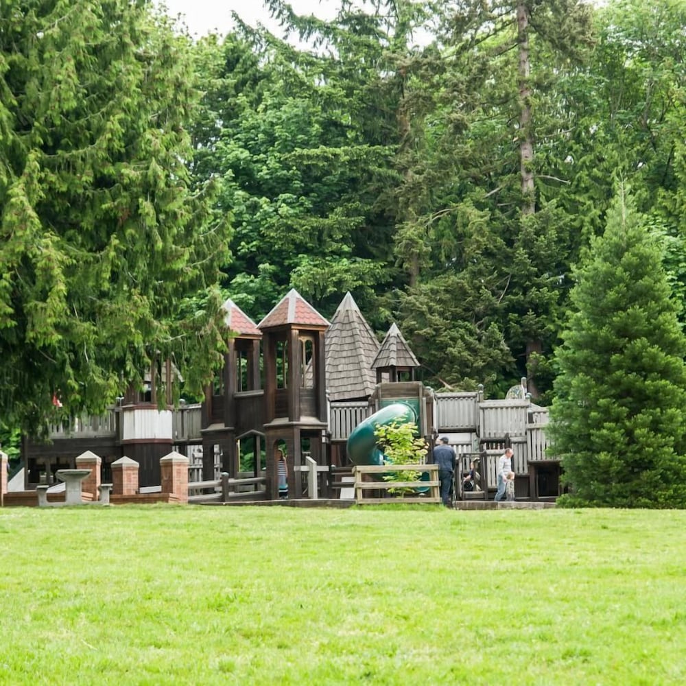 The Lodge at St Edward State park - photo 46