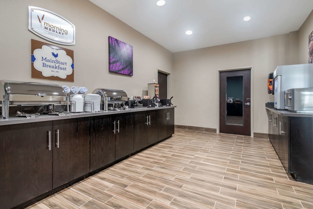 MainStay Suites Bricktown near Medical Center - photo 30
