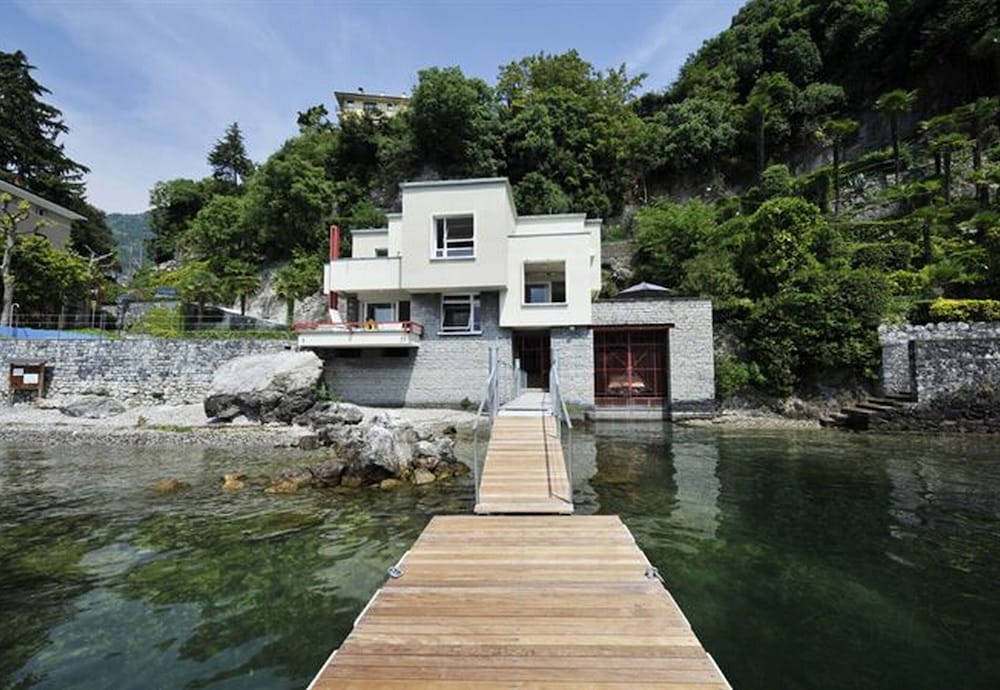 Villa Parisi — 4-Star Luxury Hotel in Como, Italy