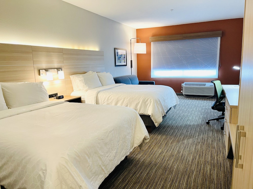 Holiday Inn Express & Suites Blythe - photo 34