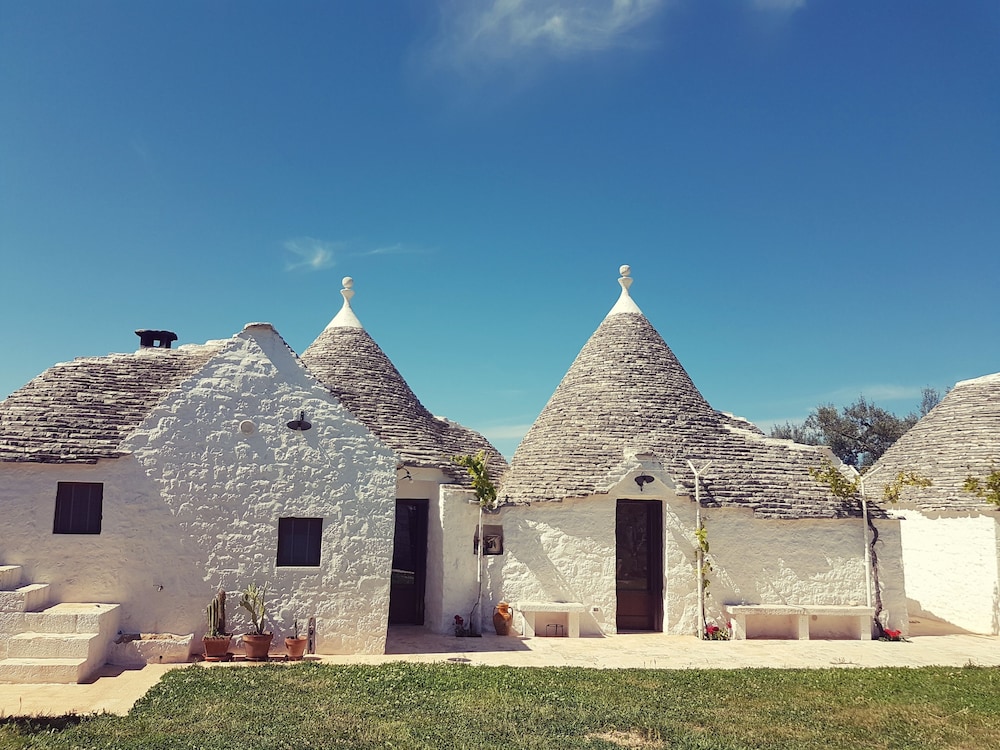 Lunalì - carbon neutral hotel in Alberobello
