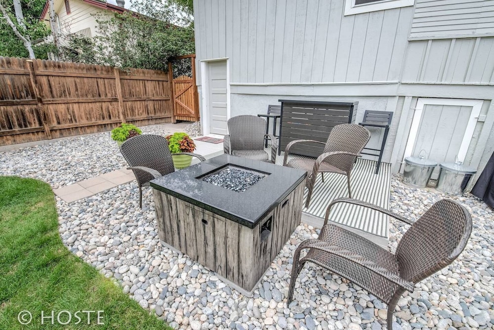 1910 Mountain View Fire pit Roof Deck Downtown - photo 29