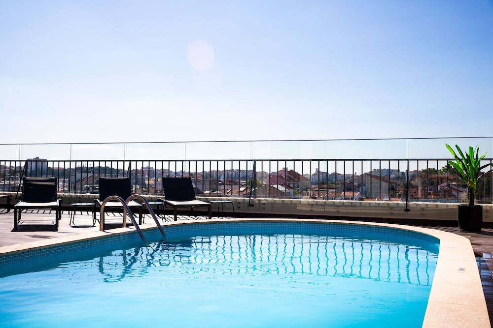 VIP Executive Suites Marques Aparthotel