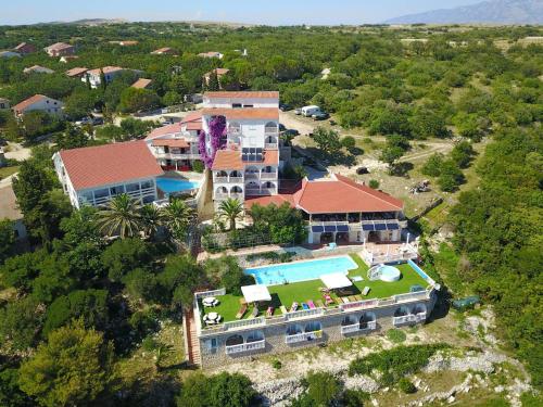 Garden Resort Apartments Maslina in Novalja, Croatia