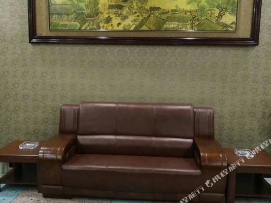 Qitiankuaijiebinguan — hotel in Yuanling