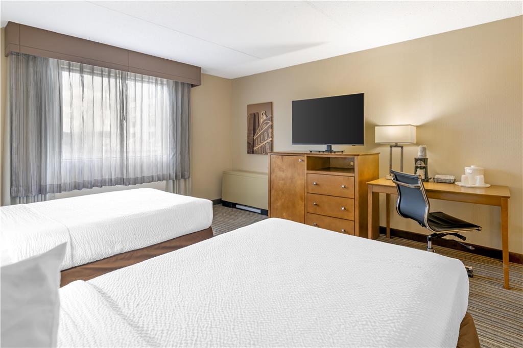 Best Western Royal Plaza Hotel & Trade Center - photo 17