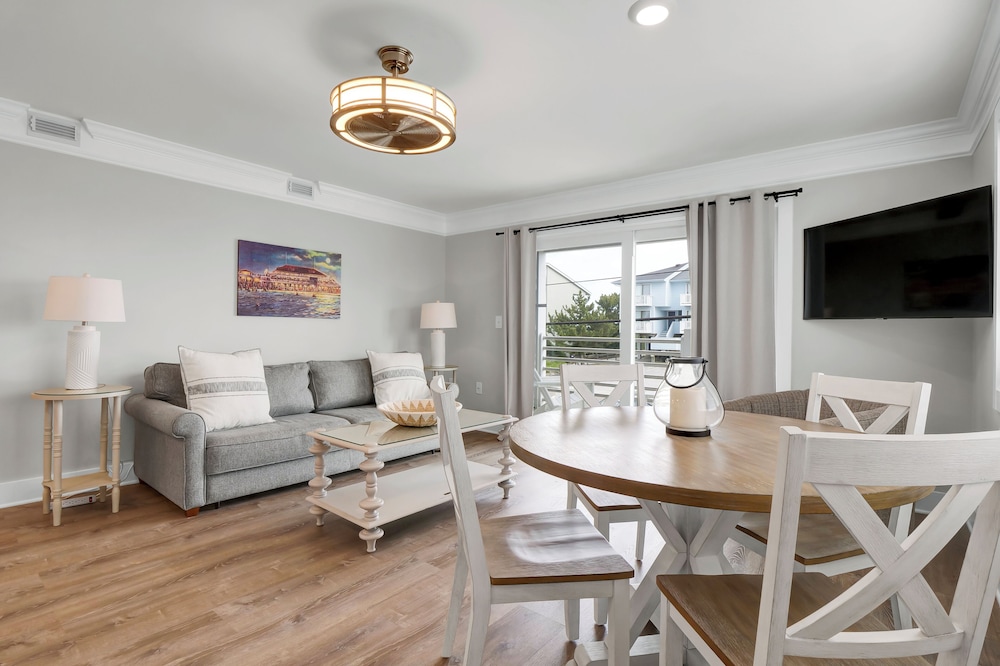 Sandpeddler Inn & Suites - photo 165