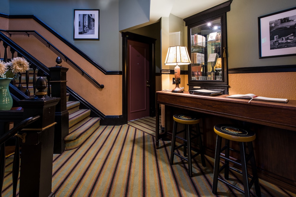 Hotel Boheme - photo 2
