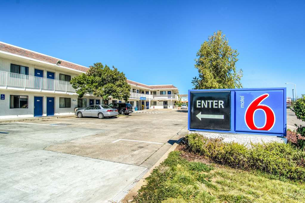 Motel 6 Redding CA North - featured photo