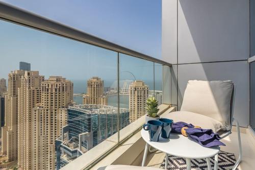 Frank Porter Bay Central 1 — 4-Star Luxury Hotel in Dubai, United Arab Emirates