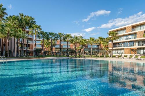 Apartamento Sol e Sal by Algarve Holidays — 4-Star Luxury Hotel in Guia, Portugal
