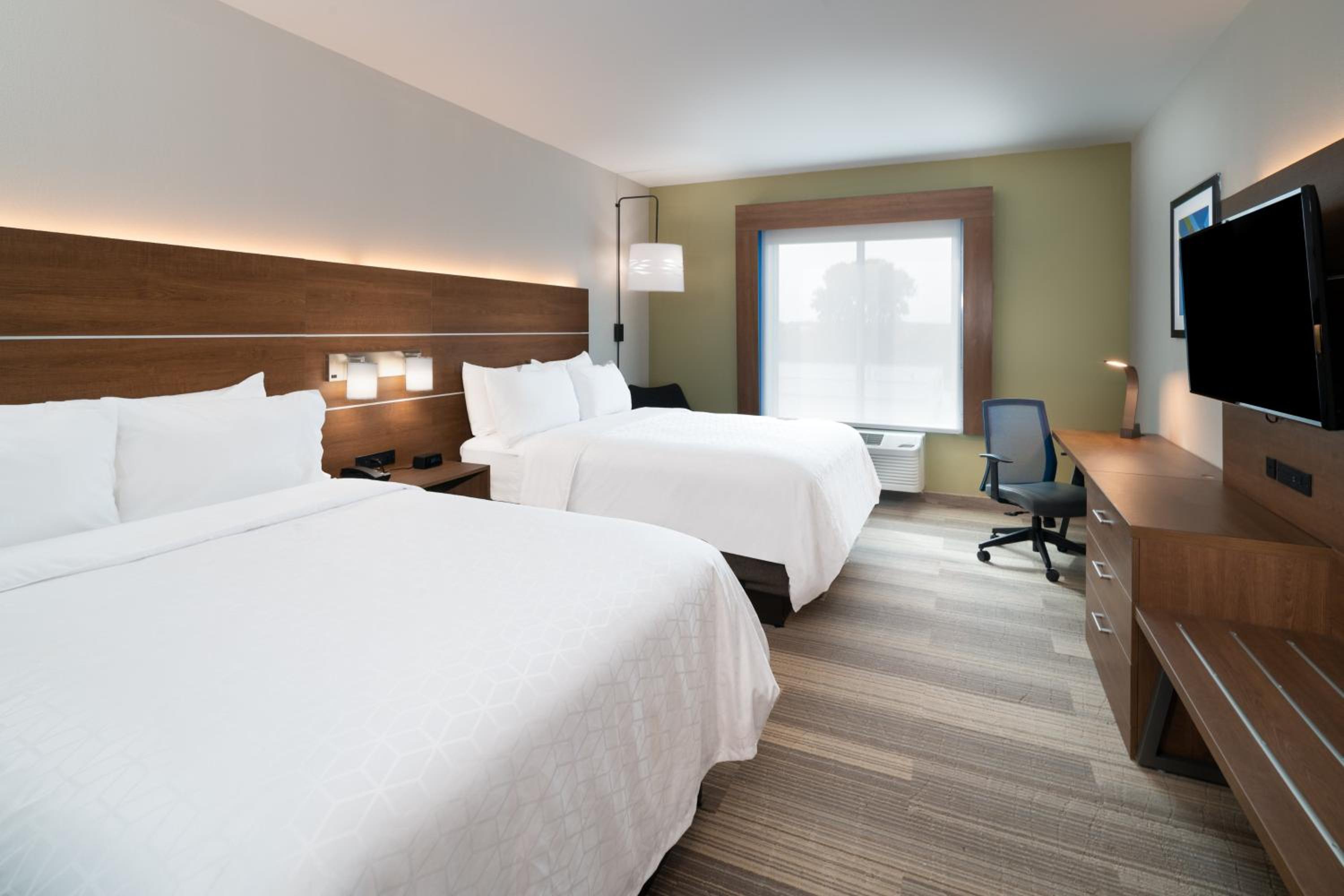 Holiday Inn Express & Suites St Peters by IHG - photo 65