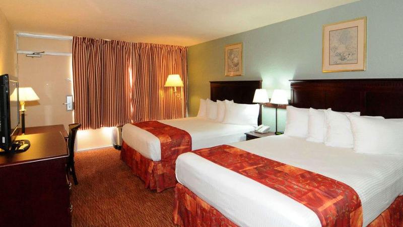 Magnuson Hotel Waterfront Marina New Port Richey - photo 21