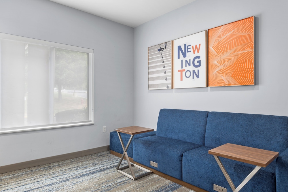 Holiday Inn Express Hartford Newington by IHG - photo 47