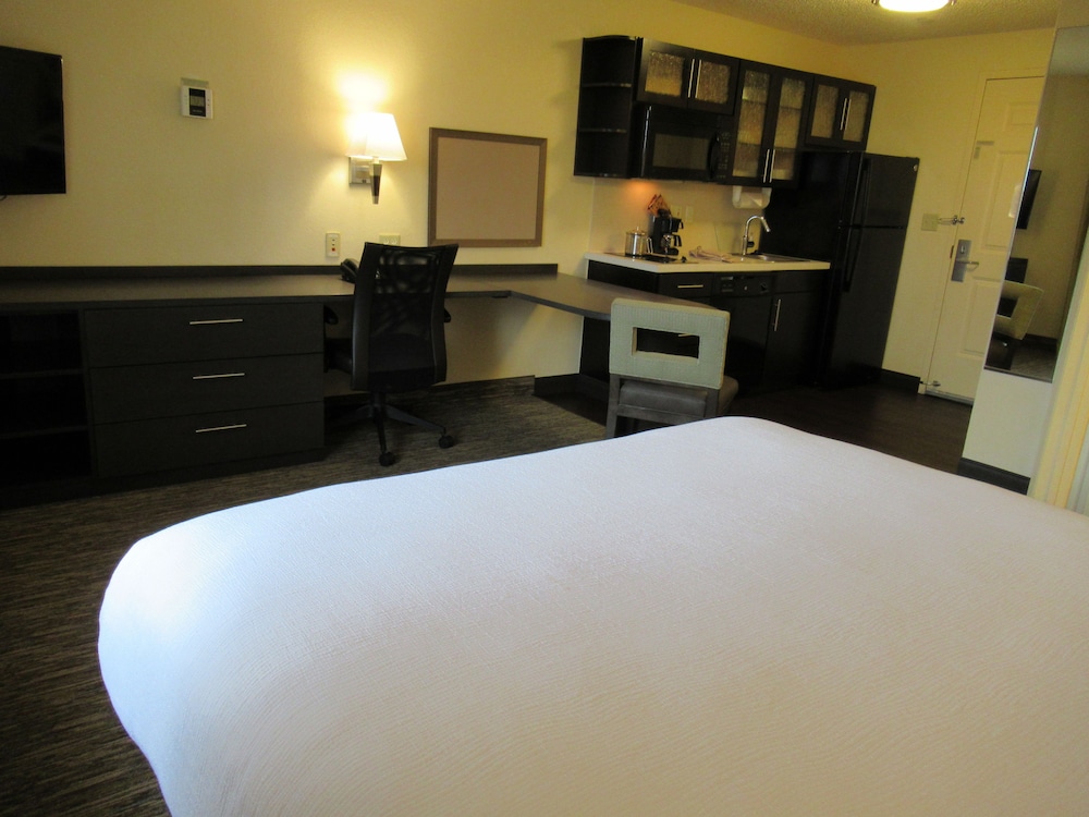 Candlewood Suites Lake Mary by IHG - photo 11