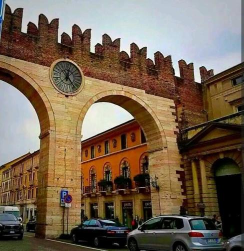 Gran Guardia Apartament Verona — 4-Star Luxury Hotel in Verona, Italy
